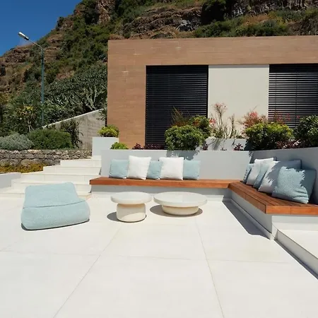 Anjos - Luxury With Infinity Pool & Ocean View *