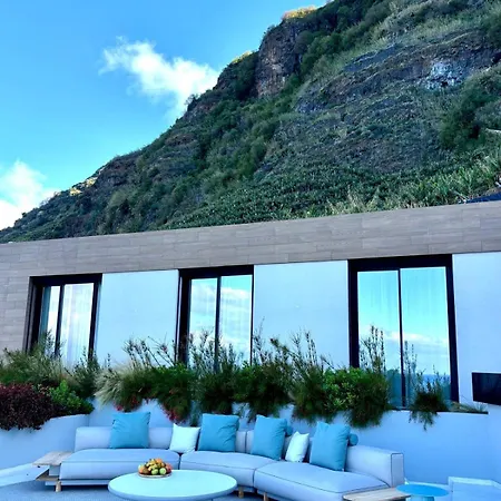 וילה Anjos - Luxury With Infinity Pool & Ocean View Canhas