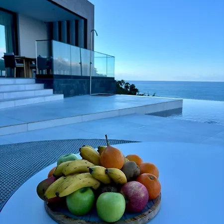 Anjos - Luxury With Infinity Pool & Ocean View