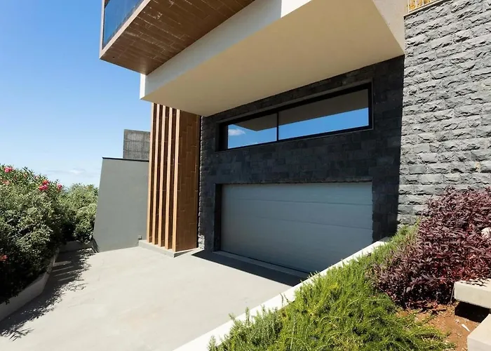 Anjos Prestige Villa Canhas